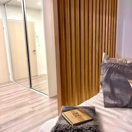 アパート Upea Skandinaavinen Luksushuoneisto Nokia-areenan Vieressae