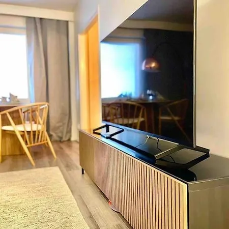 アパート Upea Skandinaavinen Luksushuoneisto Nokia-areenan Vieressae タンペレ